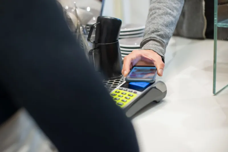 When Crypto Meets the Cash Register: What IHT's Real-World Spending Boom Means for Your Stack